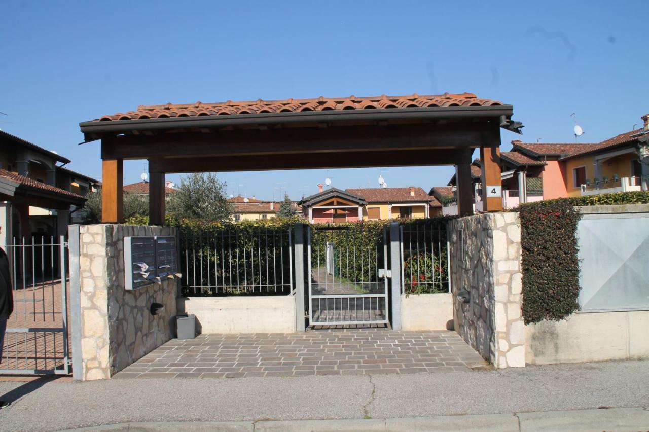 Casa Vacanze Da Riki Appartamento 1 Peschiera del Garda Extérieur photo